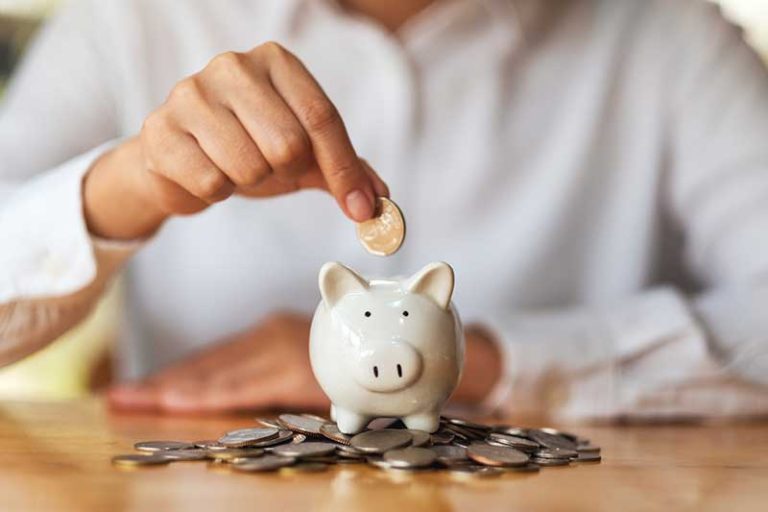 Retire-Early-Harness-the-Power-of-Compound-Interest