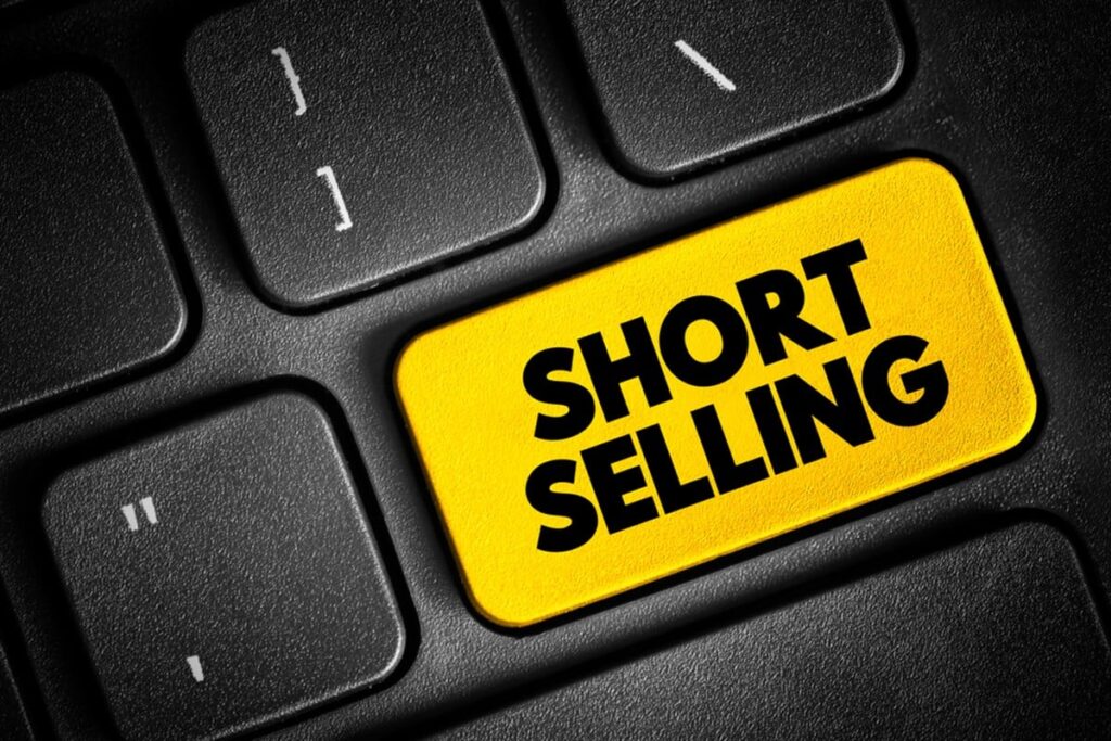 What Is Naked Short Selling? A Complete Overview - Compound Daily ...